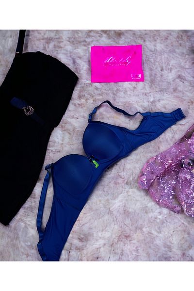 Şenay Sutien Saks Blue fără sârmă din silicon pentru femei