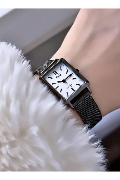 Q&Q Minimal Elegant Square Women's Straw Cord Wrist Watch