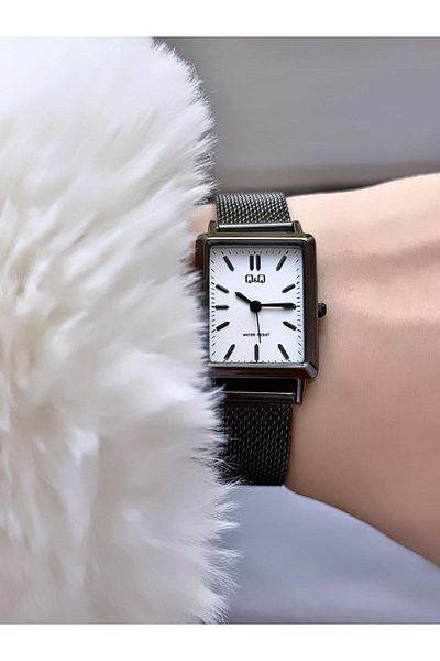 Q&Q Minimal Elegant Square Women's Straw Cord Wrist Watch