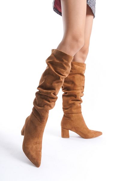 Shoesers Дамски велурени ботуши с остър връх и дебел ток