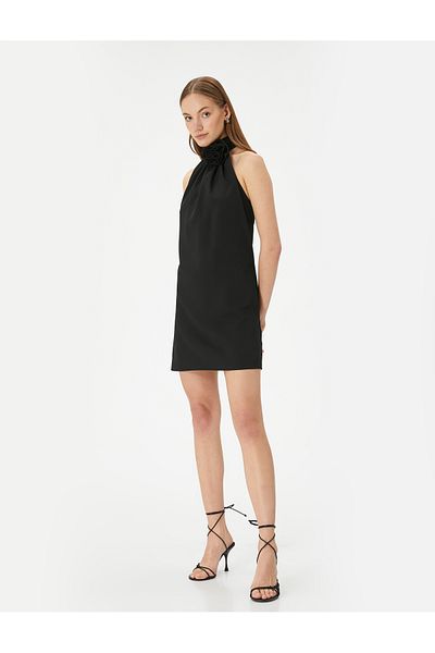 Koton Neckholder-Minikleid mit Rosenapplikation