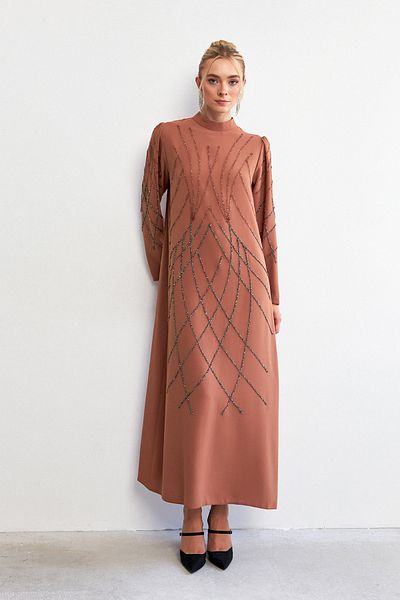 VAVİNOR Βραδινό φόρεμα με πέτρα Camel Alora