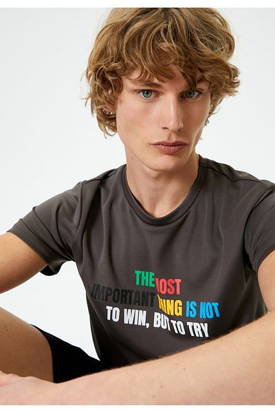 Koton Športové tričko s krátkym rukávom Crew Neck – Slogan Printed