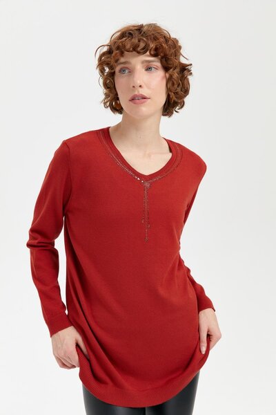 Desen Γυναικεία μπλούζα με λαιμόκοψη V και σχέδιο κολιέ με πέτρες, σε ύφανση ...