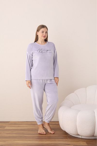 Temporium Women's Plus Size Curve French Velvet Round Neck Long Sleeve Pajamas Set