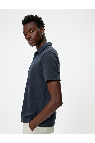 Koton Slim Fit Polo-Shirt aus Baumwollmischung mit kurzen Ärmeln