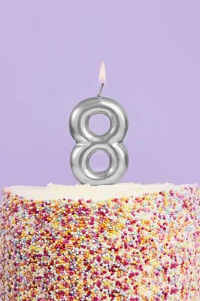 Le Mabelle Silver Number 8 Candle