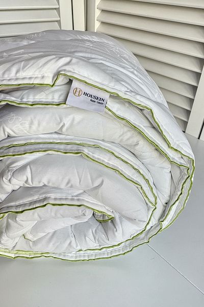housein Bedding Bamboo Double Quilt White Piping