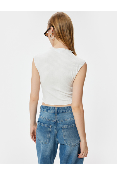 Koton Sleeveless Undershirt Slim Fit Textured Stand Collar