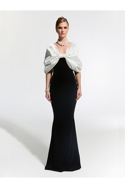 Nur Karaata Buckingham Dress