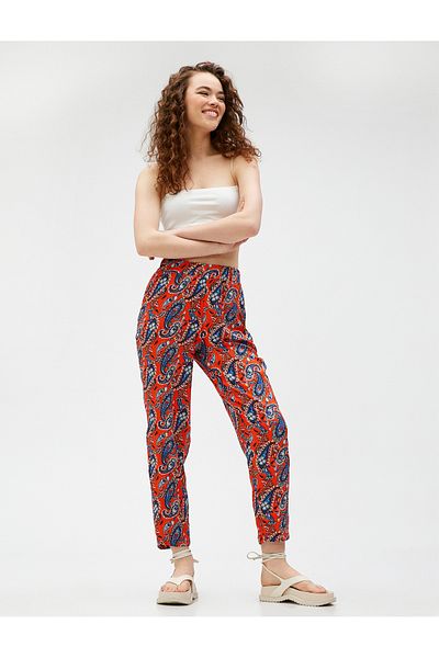 Koton Jeans mit hoher Taille, schmaler Schnitt – Carmen-Jeans