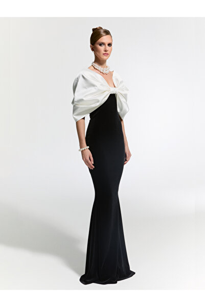 Nur Karaata Buckingham Dress