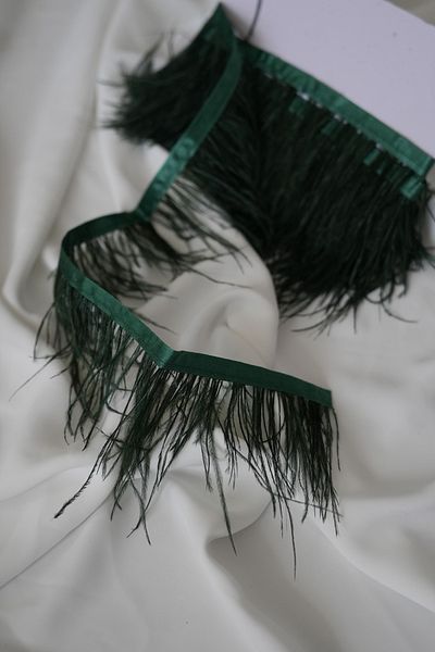 İstoria Bridal Emerald Green 1 Meter Camel Feather - Otriş and Hobby Decorating Feather