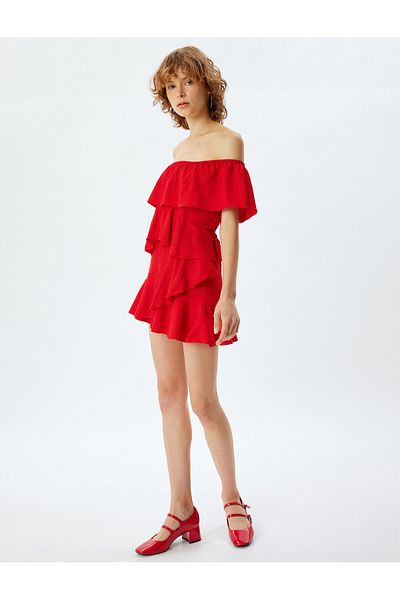 Koton Mini-Kleid mit Rüschen und U-Boot-Ausschnitt – bequeme Passform, schulterfrei