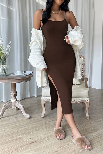 Imoda ثوب نوم نسائي بني بفتحة تحت الركبة يعانق الجسم
