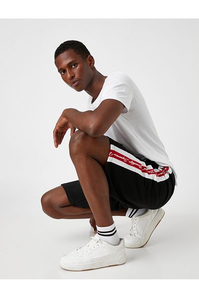 Koton Bedruckte Basketballshorts