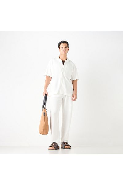 Iconic Regular Fit Textured Trousers with Pockets