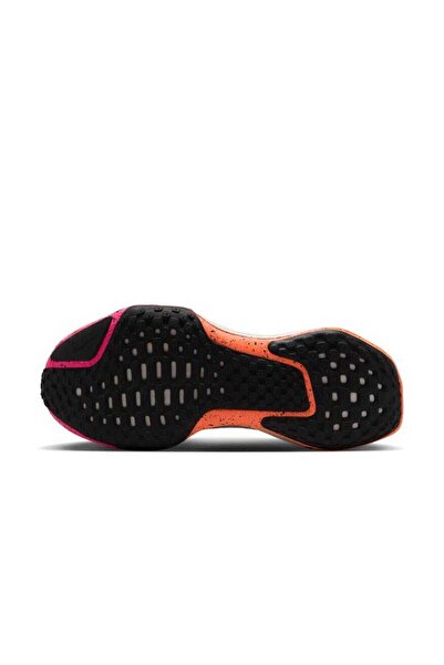 Nike Zoom Invincible Run 3 Kadın Koşu Ayakkabısı