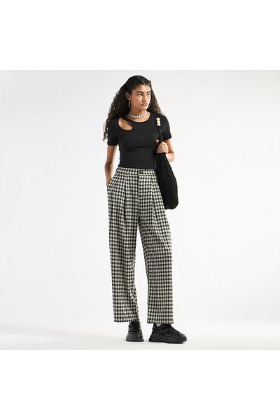 FAV Checked Pants with Button Closure and Pockets