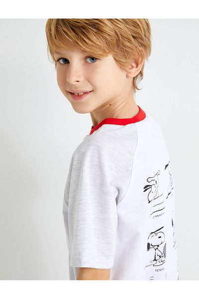Koton Βαμβακερό μπλουζάκι με άδεια Snoopy - με στάμπα στην πλάτη, κοντό μανίκι, λαιμόκοψη
