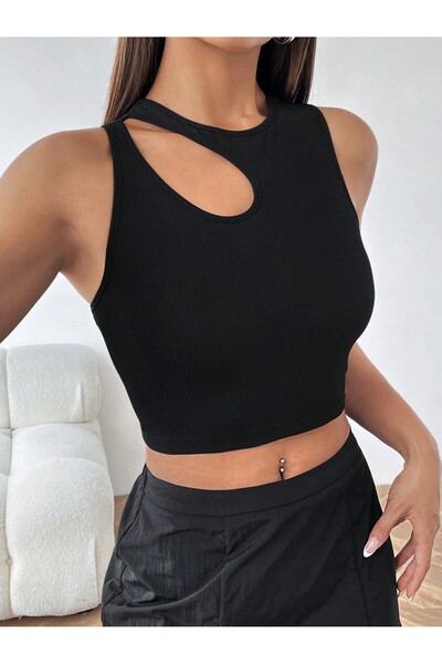 Liona Crew Neck Asymmetrical Cut Black Color Patternless Sleeveless Ribbed Lycra Fit Crop Top Blouse