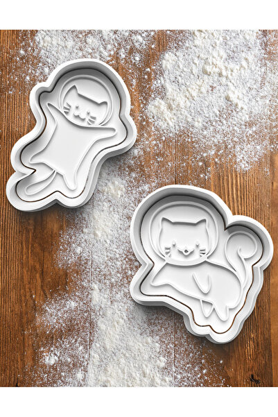 Kirpilab طقم مكون من قطعتين من قوالب قطع البسكويت على شكل قطة كائن فضائي لطيف