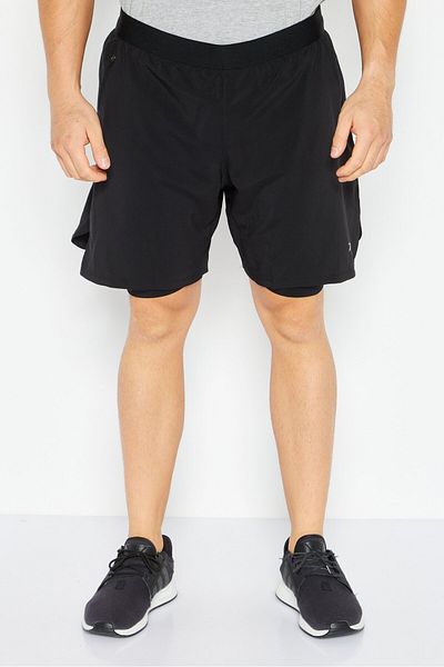 Reebok شورت تدريب رياضي للرجال، أسود