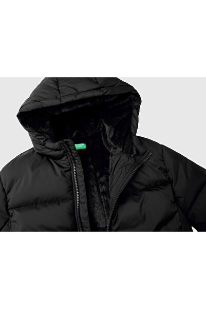 United Colors of Benetton Κοριτσίστικο λογότυπο μαύρο μανίκι με κεντημένο φερμουάρ και κουκούλα κοντό παλτό Pufa