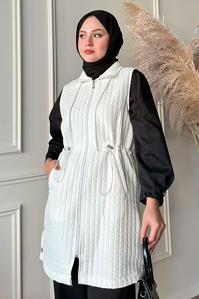 InStyle سترة بيضاء مبطنة