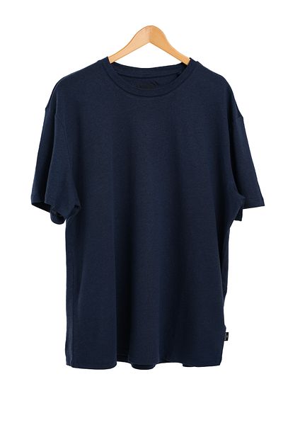 Guess Marcıano Solıd férfi normál szabású póló 2GH 6046965 Z