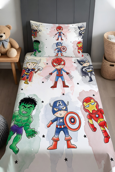 EVPANYA Minik Süper Kahramanlar Desenli Yatak Örtüsü ve Yastık Kılıfı