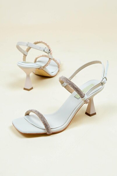 Birikon حذاء بيج بكعب حجري مزدوج