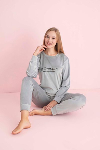 PİJAMERRY Pijamerry Women's Winter Crew Neck Velvet Pajamas Set 3023g - 1 Piece