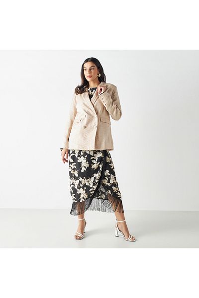 Iconic Textured Blazer With Pockets