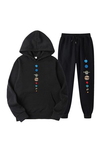 Elfa Tekstil Planet μπροστινό εμπριμέ με κουκούλα oversize μαύρο φούτερ και μαύρο σετ φούτερ με παντελόνι