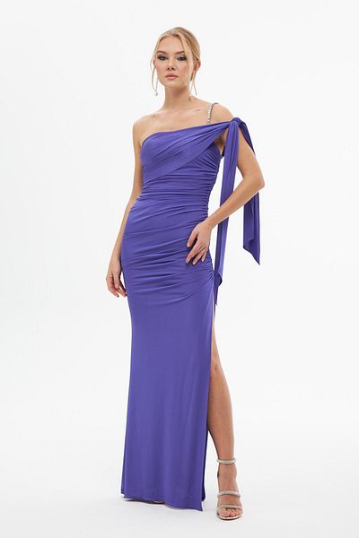 Carmen Lila Sandy Langes Abendkleid mit einärmeligem Schlitz
