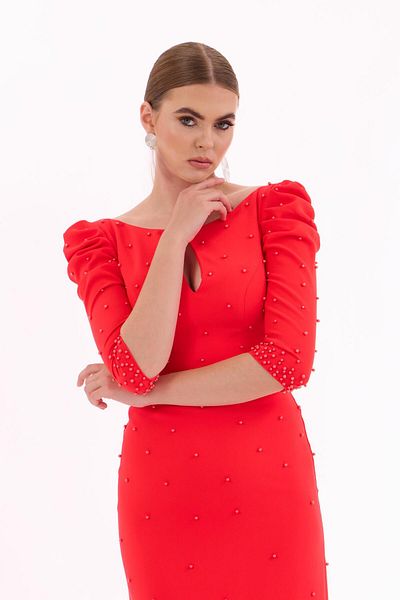 Carmen Korallenrotes, mit Perlen besticktes Krepp-Abendkleid