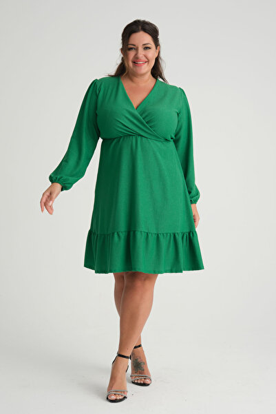 Madwilo Women's Green Double Breasted Collar Ruffle Detail Plus Size Dress