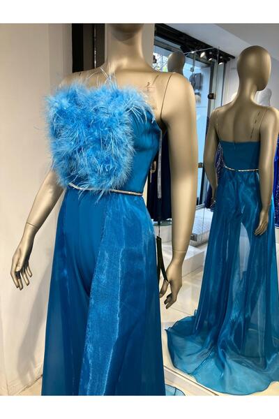 Robes Salopetă de seară din crepon cu pene fără bretele