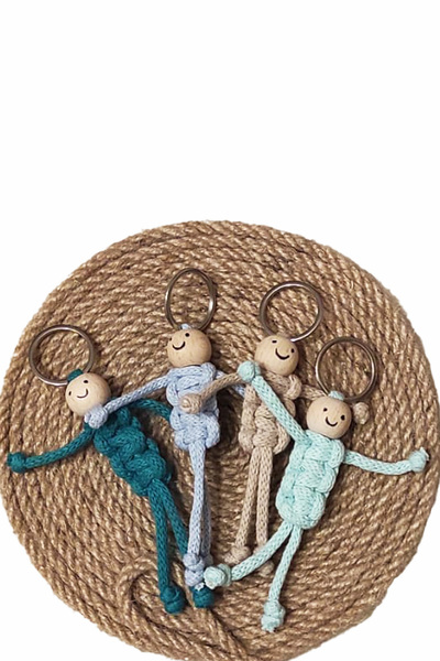 nftart.design طقم سلسلة مفاتيح مكونة من 12 قطعة من مكرامية صغيرة مع مجسمات أطفال (عيد ميلاد، استحمام الطفل، هدية)