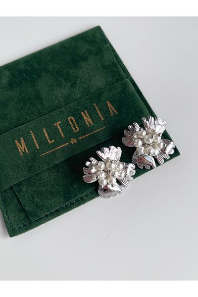 Miltonia Pearl Detailed Flower Silver Steel Earrings
