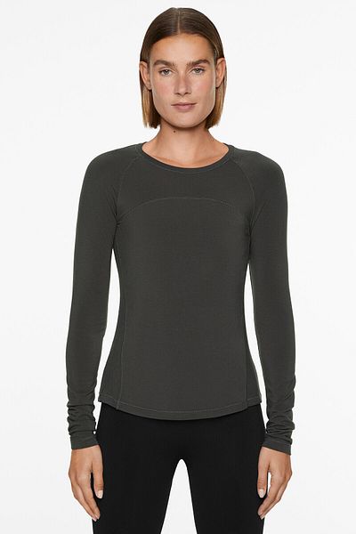Oysho Performance base layers soft T-Shirt