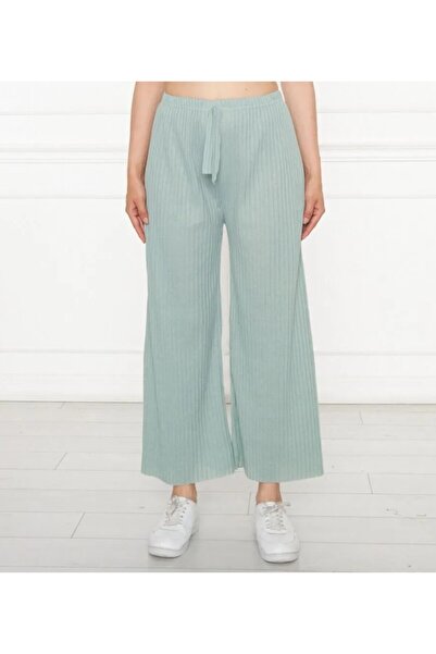 Melff بنطلون وسروال رياضي مريح باللون الأخضر المائي للنساء