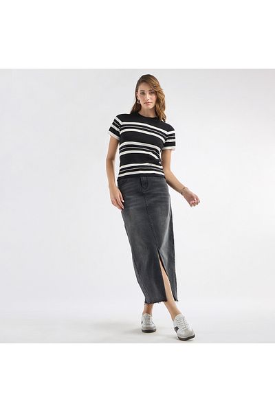 FAV Striped Crew Neck T-shirt with Short Sleeves