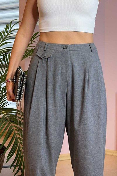 Clothing palette Jogger Pants with Pleat Detail