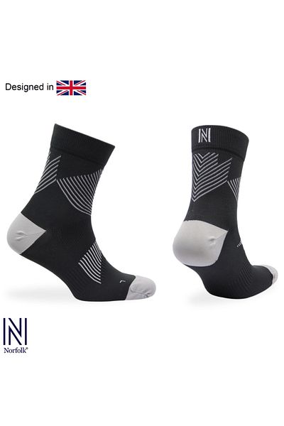 NORFOLK Чорапи за бягане Valencia Qtr Professional - черно-сиви