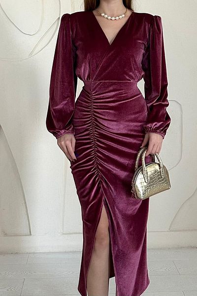 Elbee Fashion Woman Rochie din catifea cu fanta