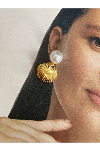 Pinery Jewels Stainless Steel Women's Earrings Pair with Seashell Dangle Pearls