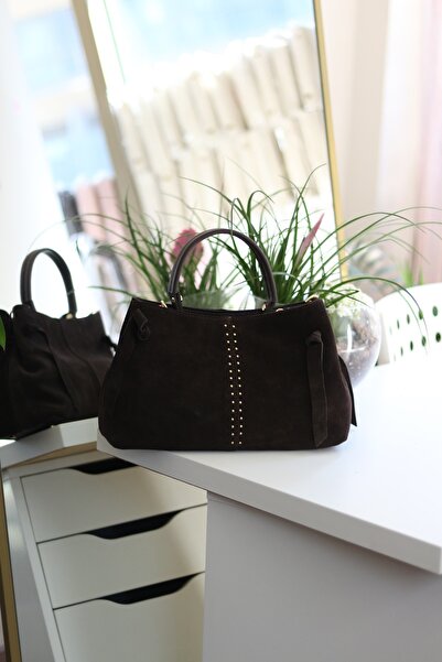 Moom Bag Γυναικεία τσάντα ώμου σε καφέ καστόρι με χρυσή λεπτομέρεια