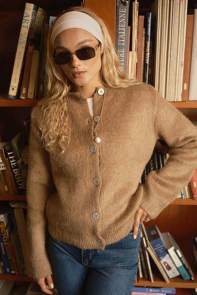 Hooopstore Premium Feather Textured Camel Cardigan